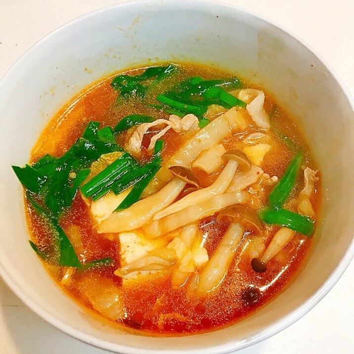 お手軽韓国菜 白菜と豚肉とニラのピリカラ豆腐チゲ レシピ 作り方 By えだ豆カシューナッツ 楽天レシピ お手軽韓国菜 白菜と豚肉とニラのピリカラ豆腐チゲ レシピ 作り方 By えだ豆カシューナッツ 楽天レシピ